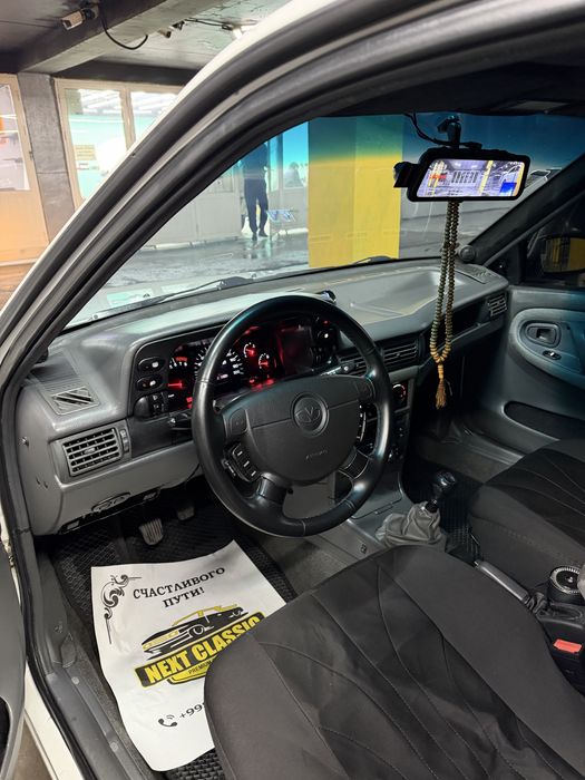 Nexia 1 sotiladi  sons tramblyor