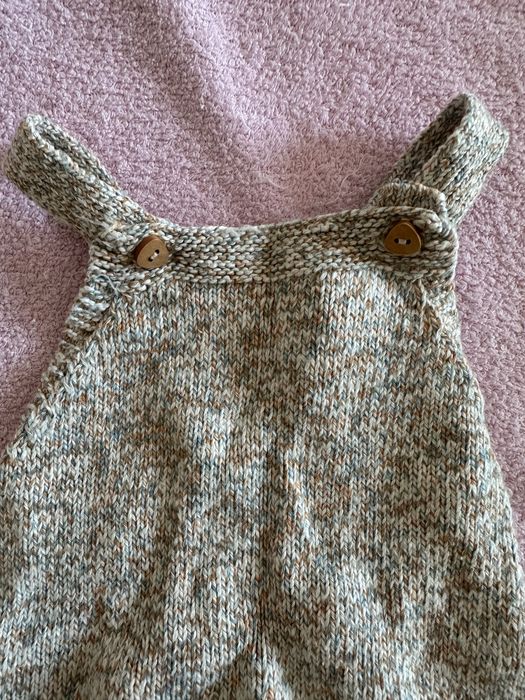 Salopeta din tricot