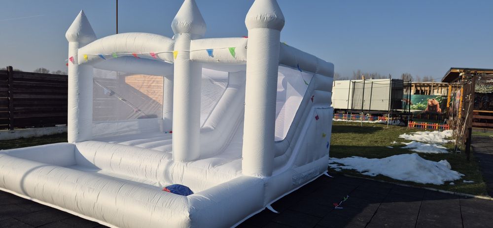 Loc de joaca, trambulina, topogan gonfabil