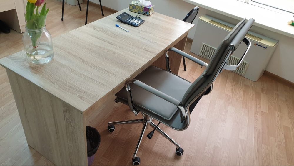 Стол офисный