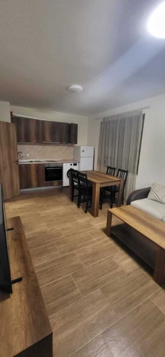 Дава се под наем Двустаен апартамент в София, Хиподрума - 55 кв.м за 598.23 € - Снимка #1