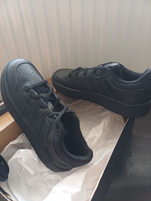 Adidas Hoops Classic