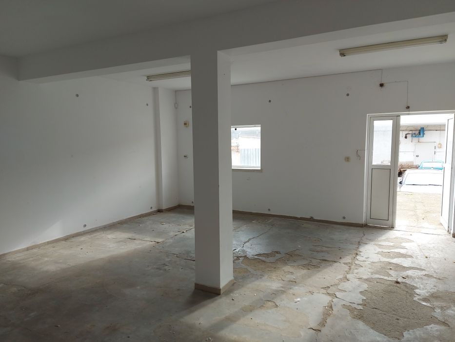 Дава се под наем Магазин в Карлово - 50 кв.м за 204 € - Снимка #10