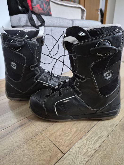 Snowboard boots Salamon
