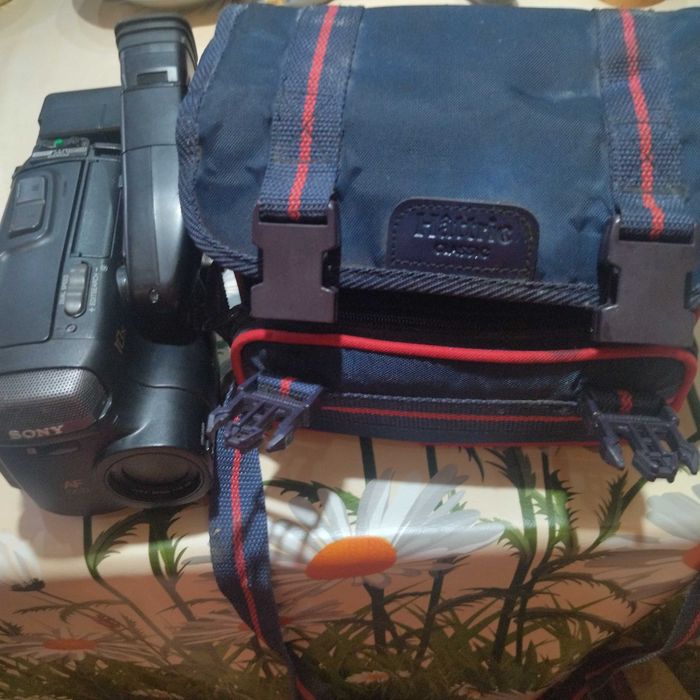 Видео камера ,,Handycam SONY Video8