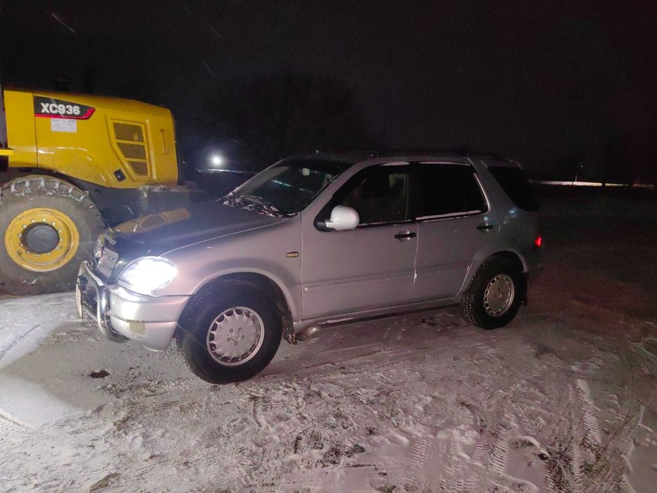 Продам комплект колес на Мл163