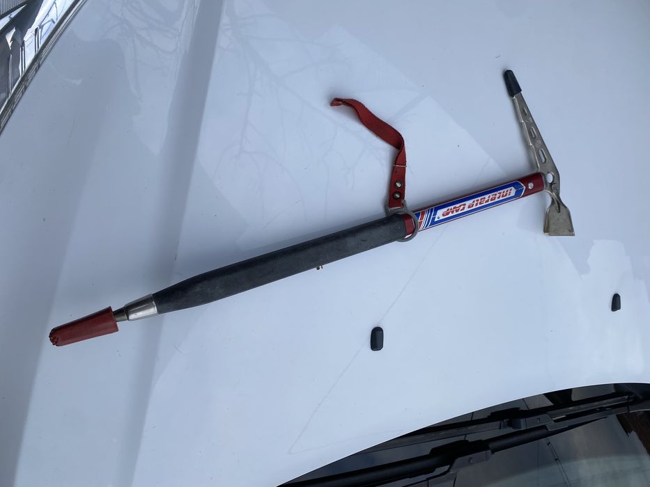 Пикел. Туристическа екипировка