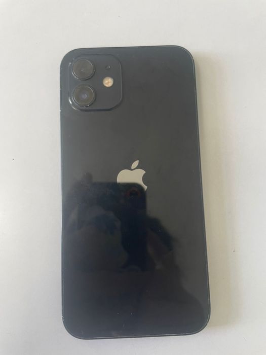 Iphone 12 в хорошем сост