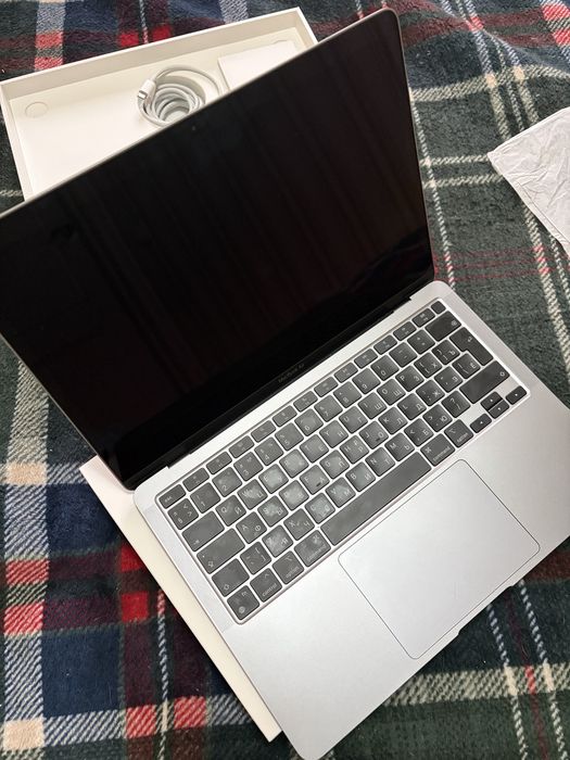 Новый MacBook Air 13 Apple M1