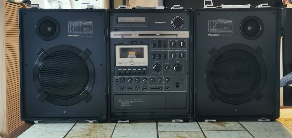 радиокасетофон Panasonic RX-A2.