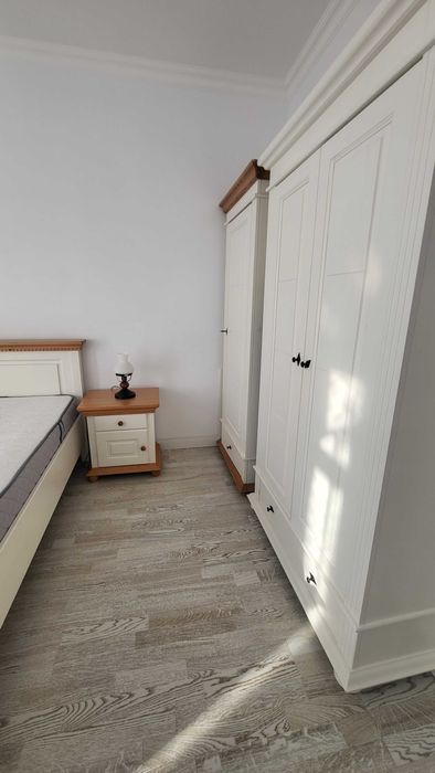 închiriez apartament  2 camere campus universitate