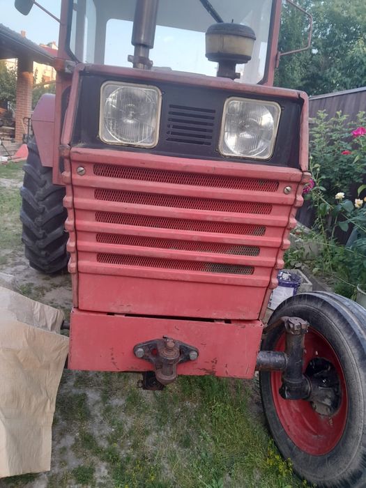 Tractor U650 M Rosu