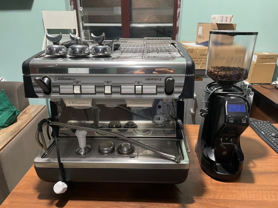 Кофемашина simonelli
