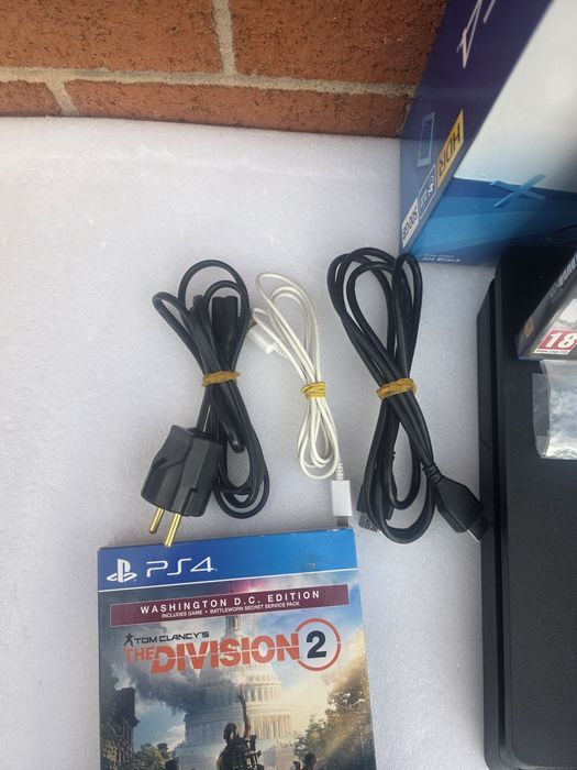 PlayStation 4 slim 500gb