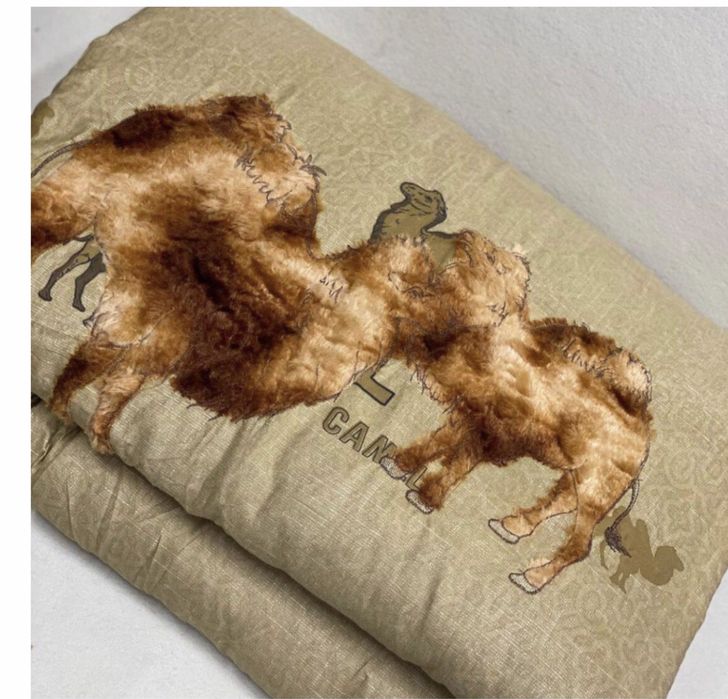 Одеяло из верблюжьей шерсти