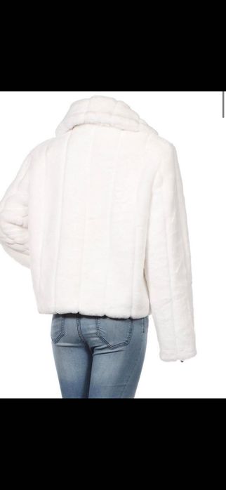 Пухено палто guess