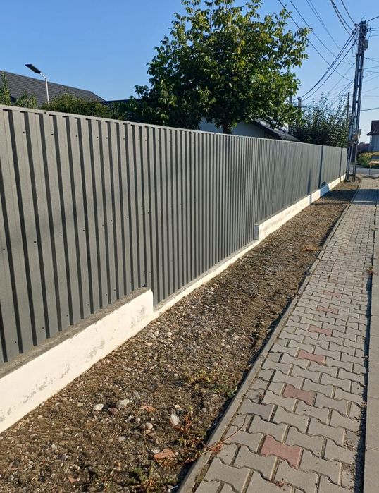 Construim garduri la comanda clientului