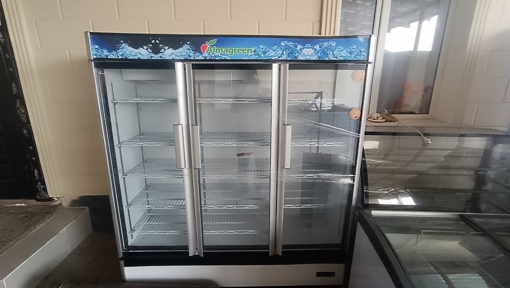 Холодильник трёх дверный пользовались 1