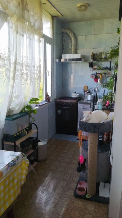 Продаю 2 в 3 ком.кв.- Куйлюк 2.