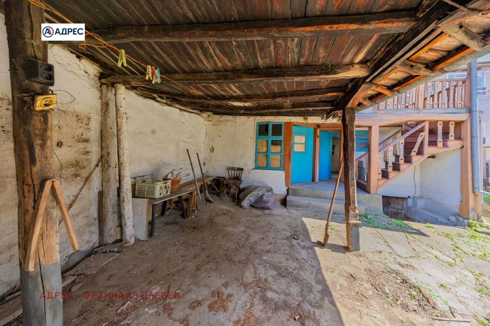 Къща в Ловеч, област-гр.Троян площ 150 цена 59300