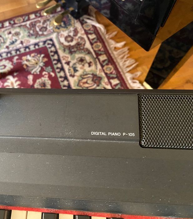 Yamaha P-105 дигитално пиано – 88 тежки клавиша + стойка + 3 педала