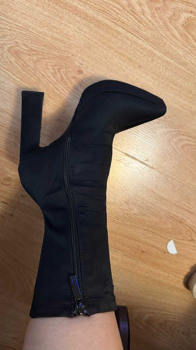 Обувки, боти с токче черни