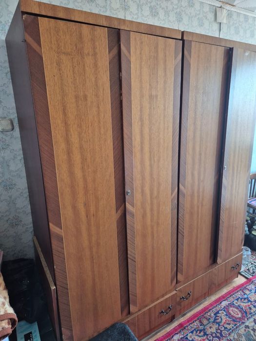 Кровать 2спалка, шифоньер, 2 тумбочки