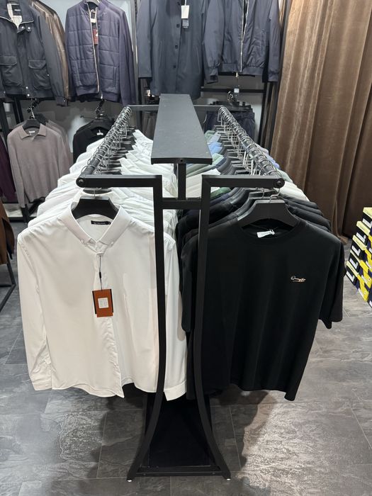 Стойка для одежды,по 20-30 тыс