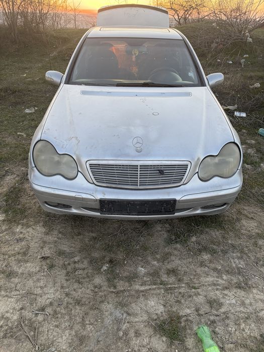 На части 1.8 бензин ръчка 6 скорости