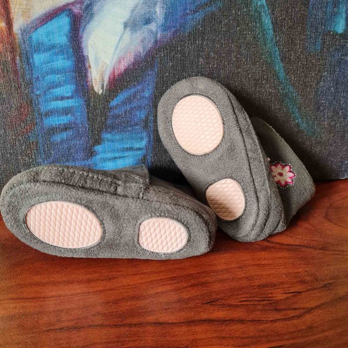 Детски велурени пантофи