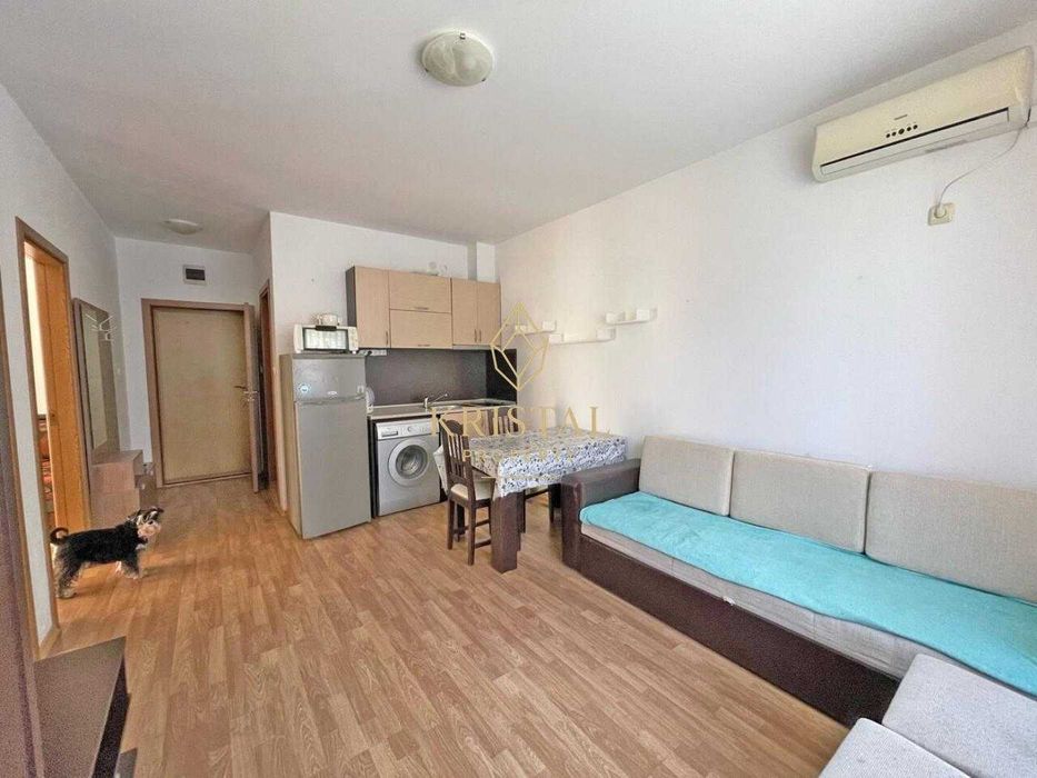 Продава се Тристаен апартамент в с. Тънково, Област Бургас - 67 кв.м за 889 €/кв.м - Снимка #2