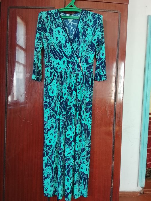 Продам вещи недорого.