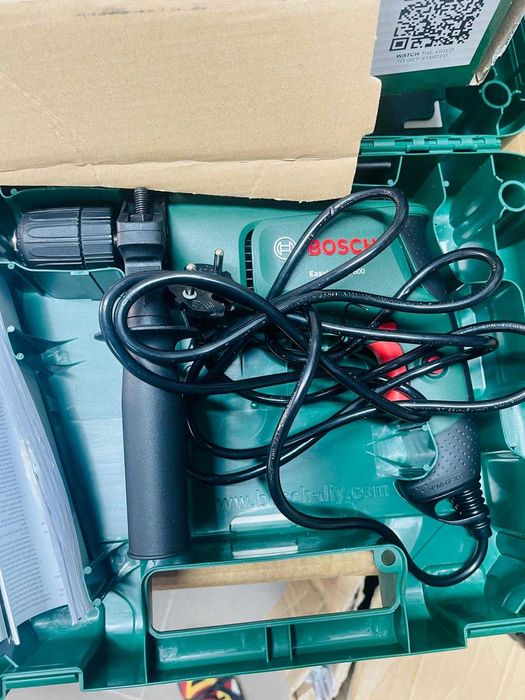 Lot scule Bosch-bormasina,camera,perie-se vinde tot ce se vede in poze