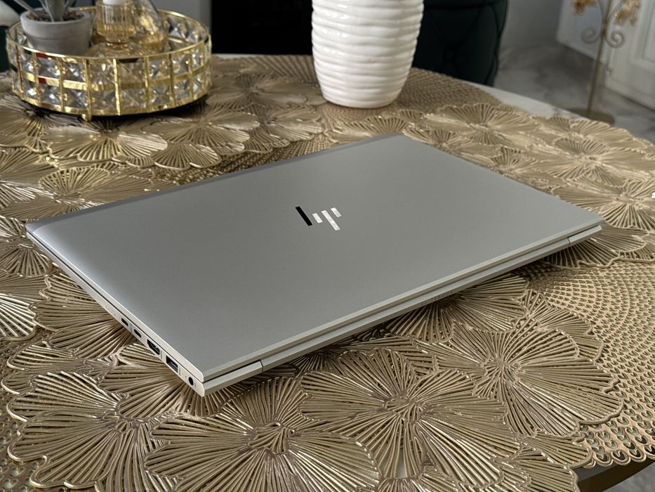 HP EliteBook 855 G7 • AMD Ryzen 5 Pro (4650U) • 16Gb Ram • 512Gb SSD.