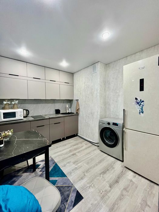 1-комнатная на 8 микрорайоне ][