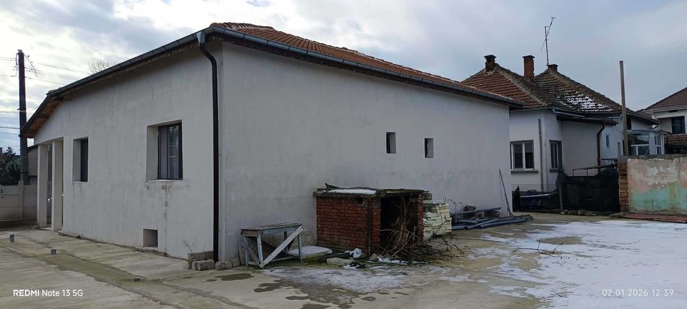 Продава се къща в село Хърлец