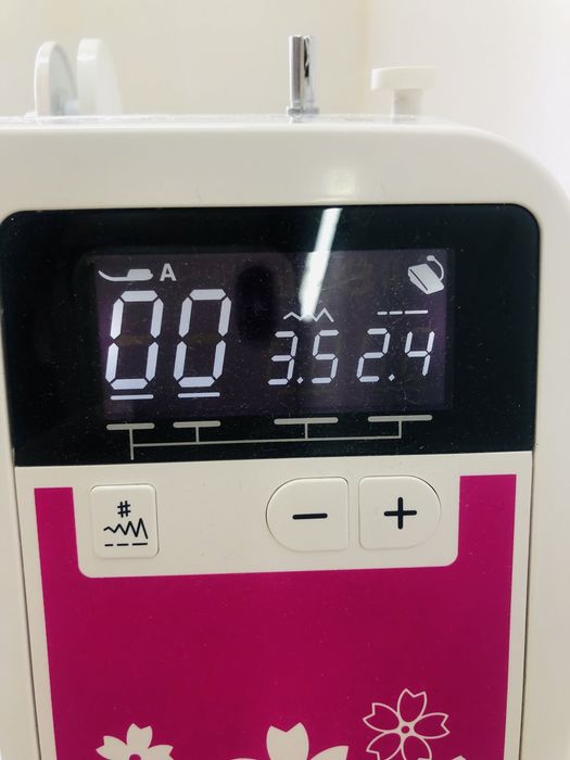 Швейная машинка Janome