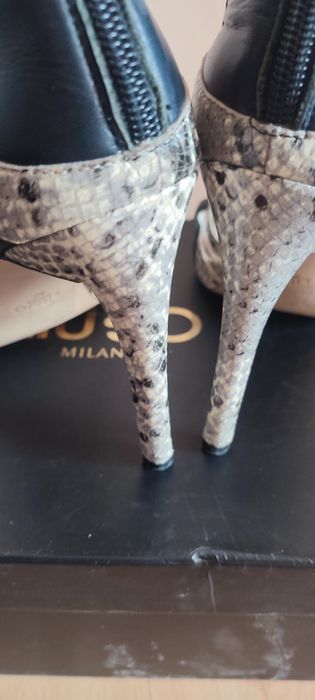 Оригинални сандали Liu Jo Змийски принт