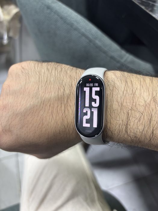 продаю mi band 10