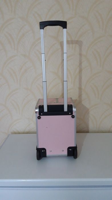 Продам  Кейс новый