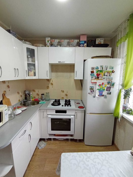 Продам 2 комн. квартиру в Уральске