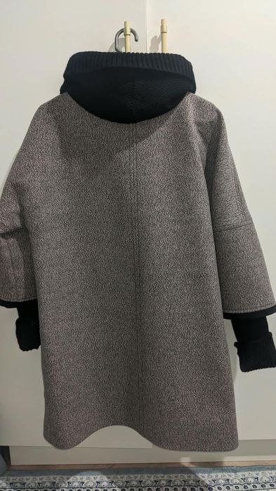 Продам демисезонное новое пальто