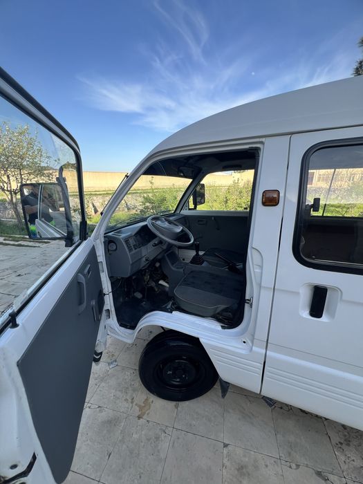 Arzonchi Damas sotiladi