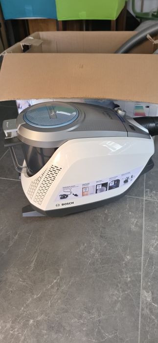Aspirator fără sac BOSCH Relaxx'x ProSilence