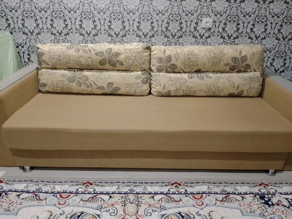 Продам раскладной диван