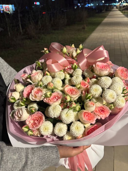 Свежий огромный Цветы