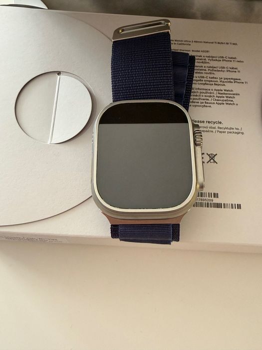 Продавам Apple watch Ultra 3 49mm