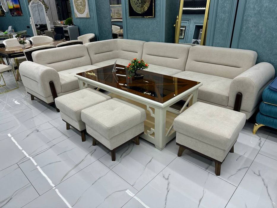 Ugalok divan Drak  mexmonxona uchun premium