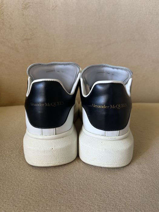 Alexander Mcqueen