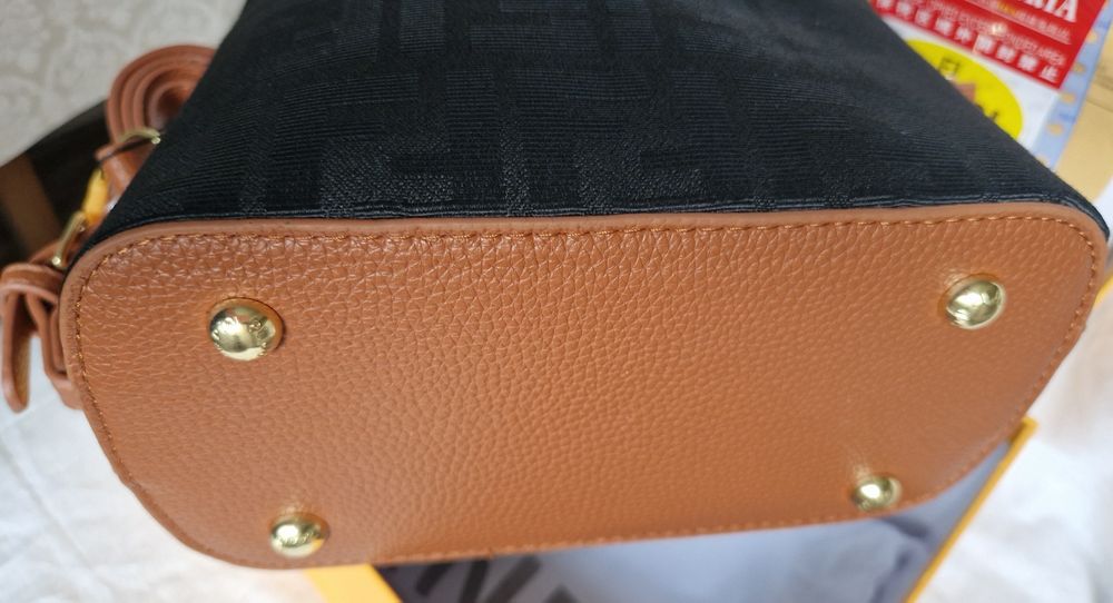 Сумочка  женская